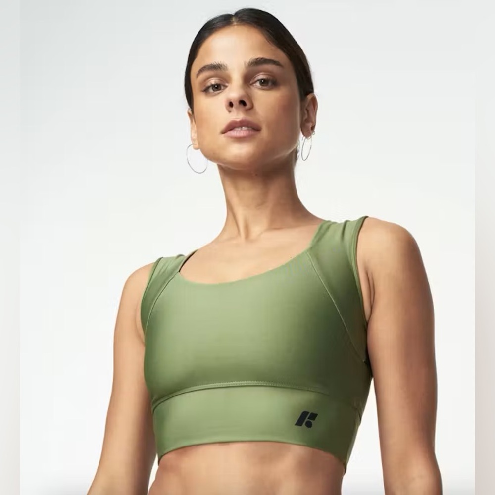 Forme Luxury ‘Power’ Posture Correcting Sports Bra (ASO Taylor Swift)